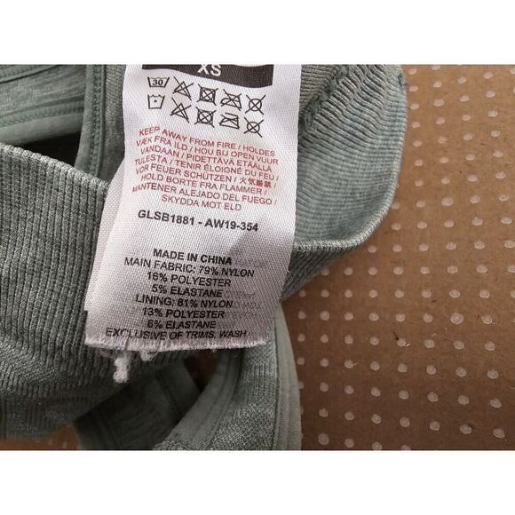 Gymshark Women's Adapt Camo Seamless Ribbed Sports Bra Top Size XS - Picture 10 of 10